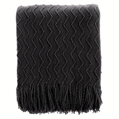 Luxury Wavy Knit Throw Blanket with Tassels - Soft Textured Boho Sofa Cover & Bed Runner (Brown, Green, Black)
