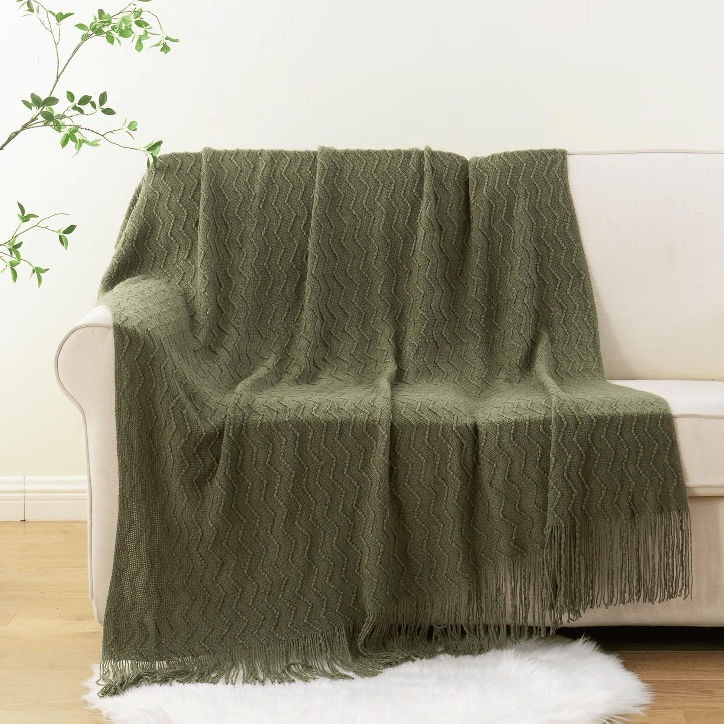 Luxury Wavy Knit Throw Blanket with Tassels - Soft Textured Boho Sofa Cover & Bed Runner (Brown, Green, Black)